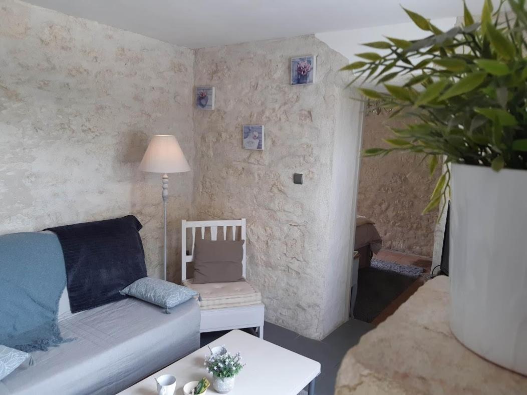 Domaine Les Feuillants Hotel Crouzilles Екстериор снимка