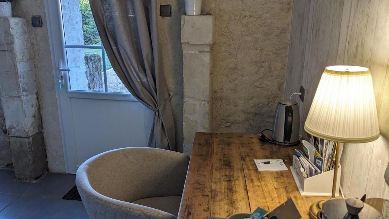Domaine Les Feuillants Hotel Crouzilles Стая снимка